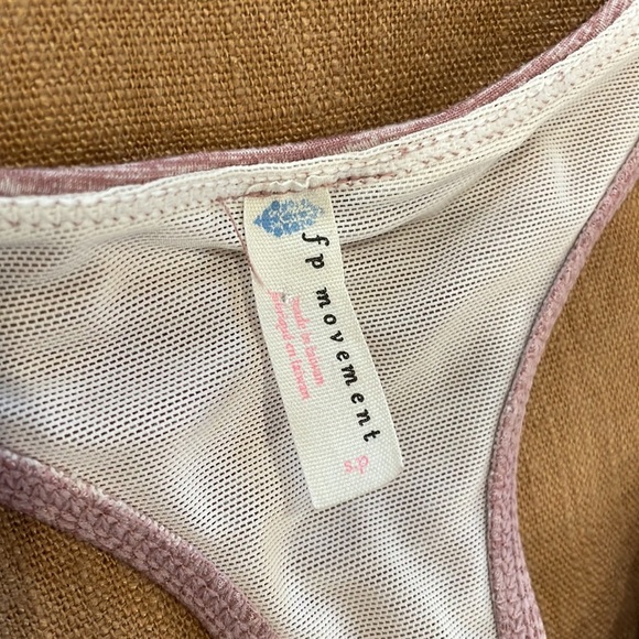 Free People Movement heather pink cross back sports bra - Picture 2 of 5